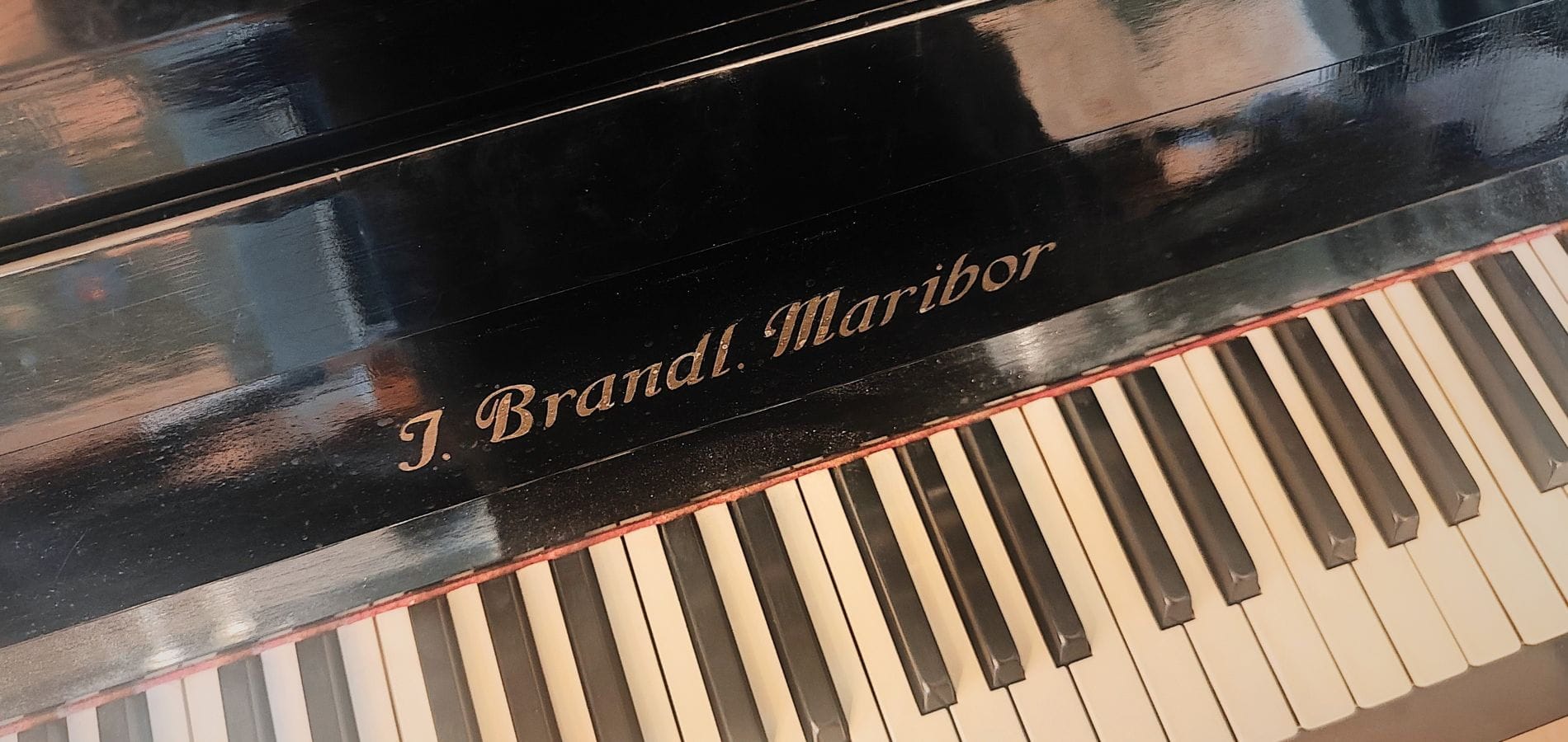 dogodki slider april 2026 (2)